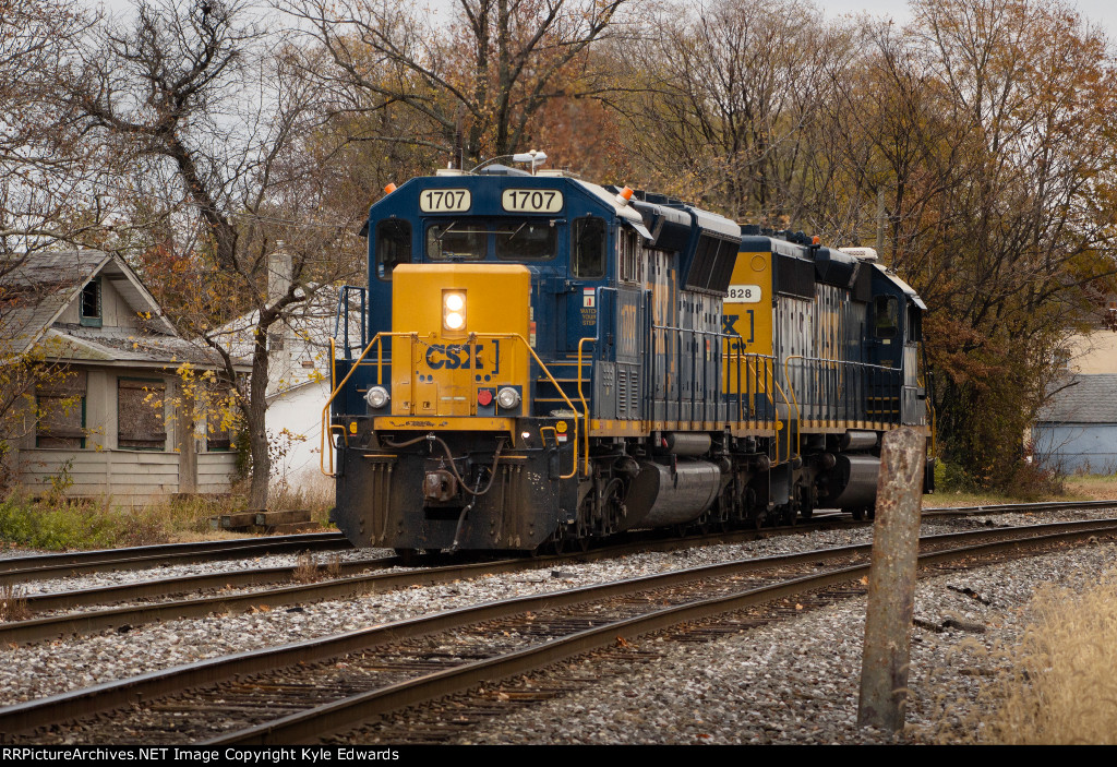 CSX SD40E3 #1707 on WPCA-11